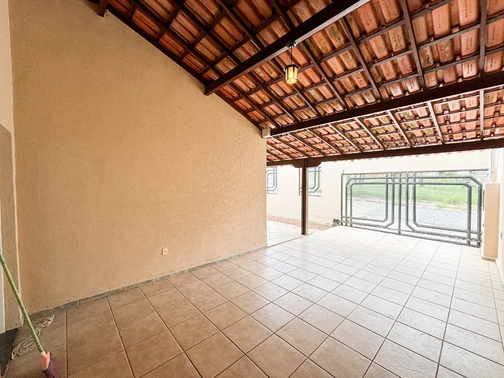 Casa, 5 quartos, 368 m² - Foto 2