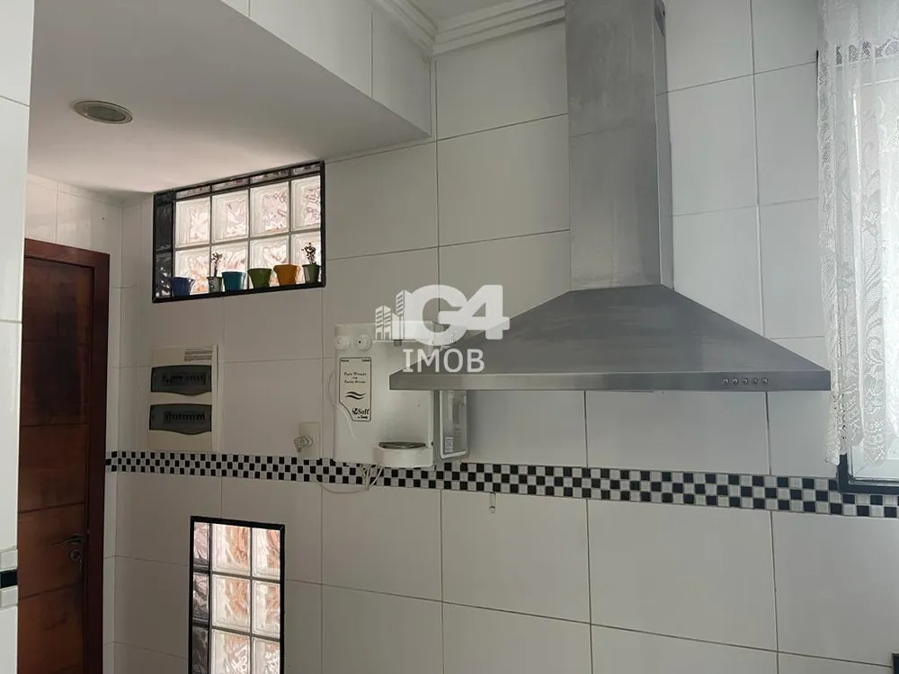 Casa, 4 quartos, 220 m² - Foto 4