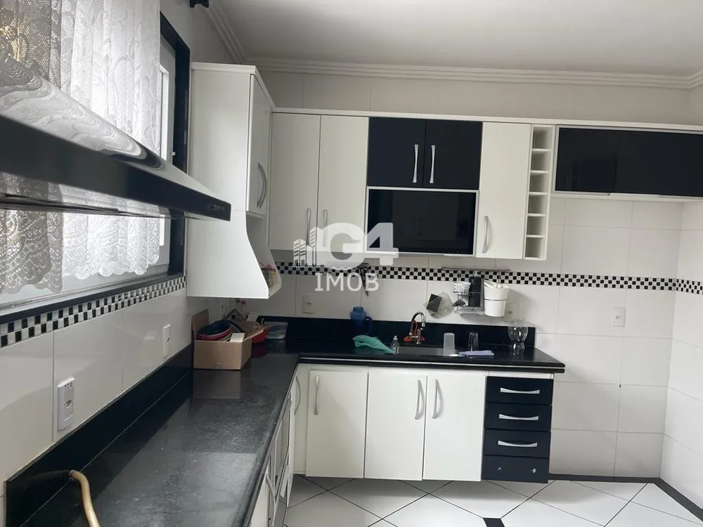 Casa, 4 quartos, 220 m² - Foto 6