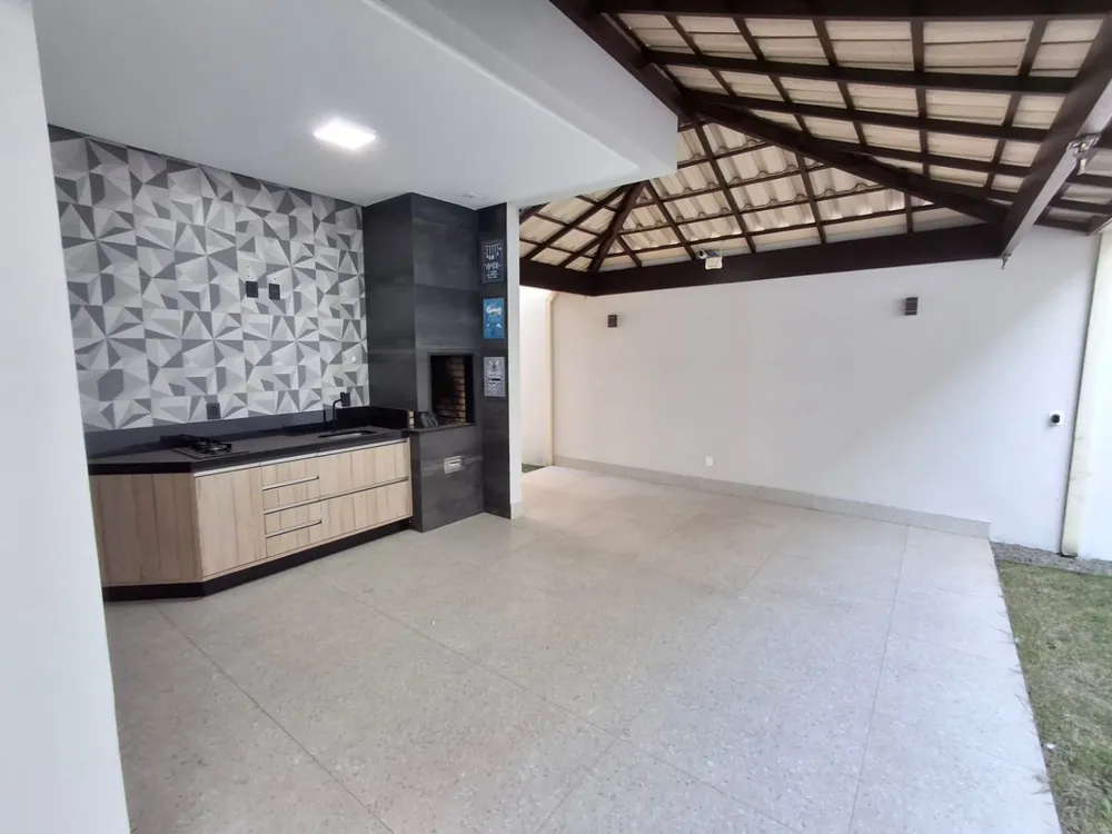 Casa, 4 quartos, 220 m² - Foto 4
