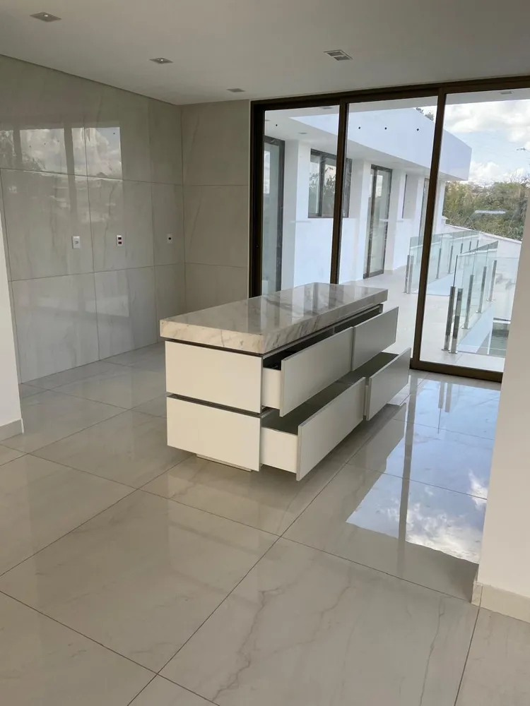 Casa, 3 quartos, 258 m² - Foto 6