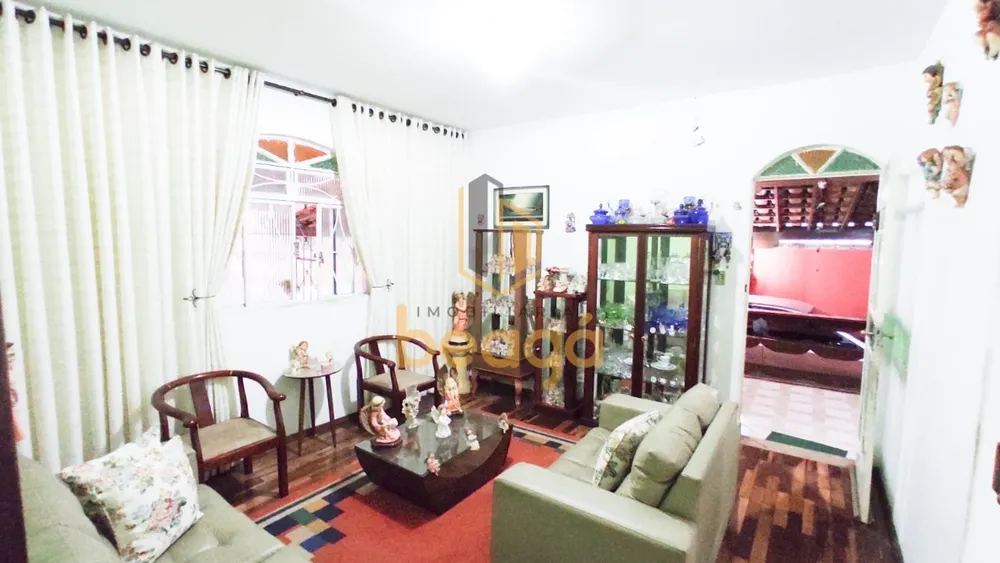 Casa, 3 quartos, 237 m² - Foto 2