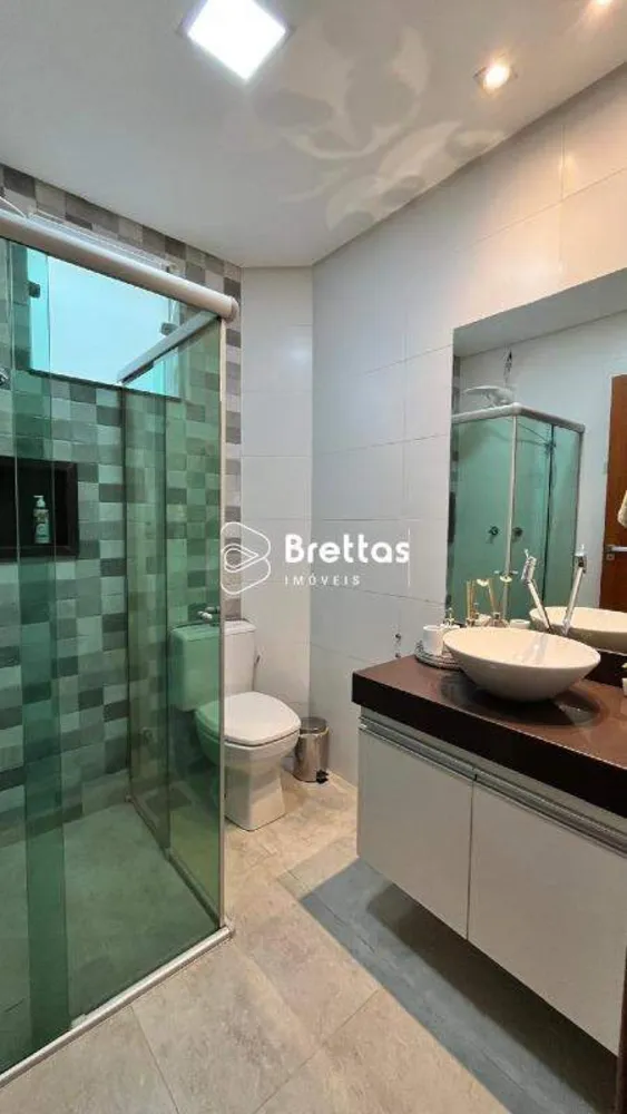 Casa, 3 quartos, 240 m² - Foto 2