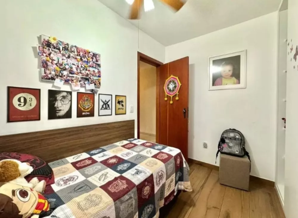 Casa à venda com 4 quartos, 120m² - Foto 4