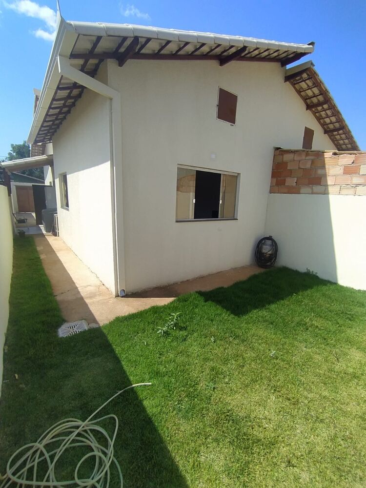 Casa à venda com 2 quartos, 55m² - Foto 3
