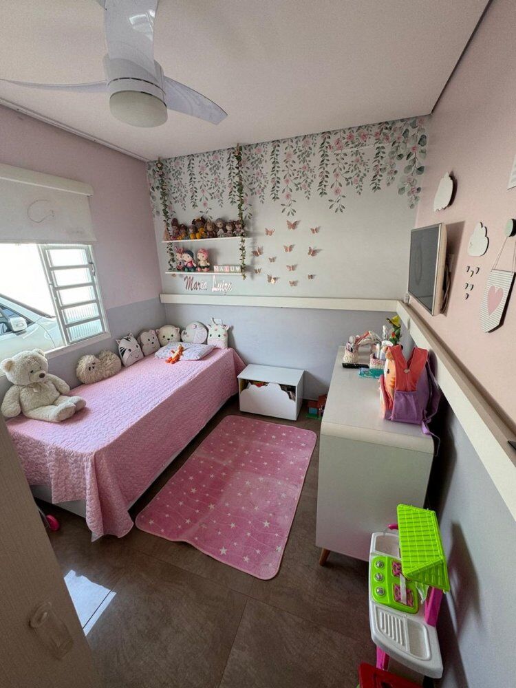 Casa à venda com 3 quartos, 231m² - Foto 8