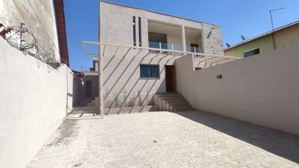 Casa, 3 quartos, 130 m² - Foto 1