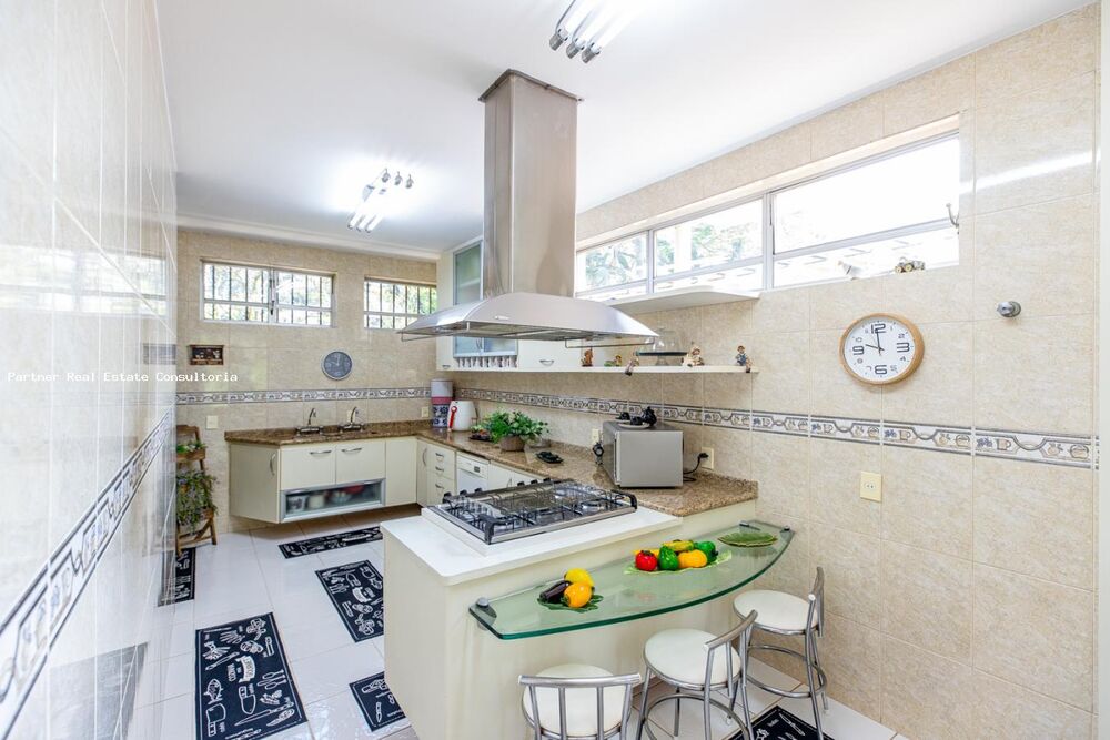 Casa à venda com 3 quartos, 400m² - Foto 4