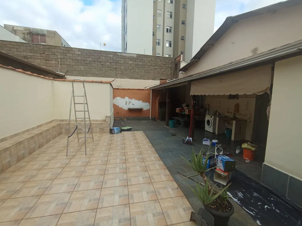 Casa, 4 quartos, 431 m² - Foto 1