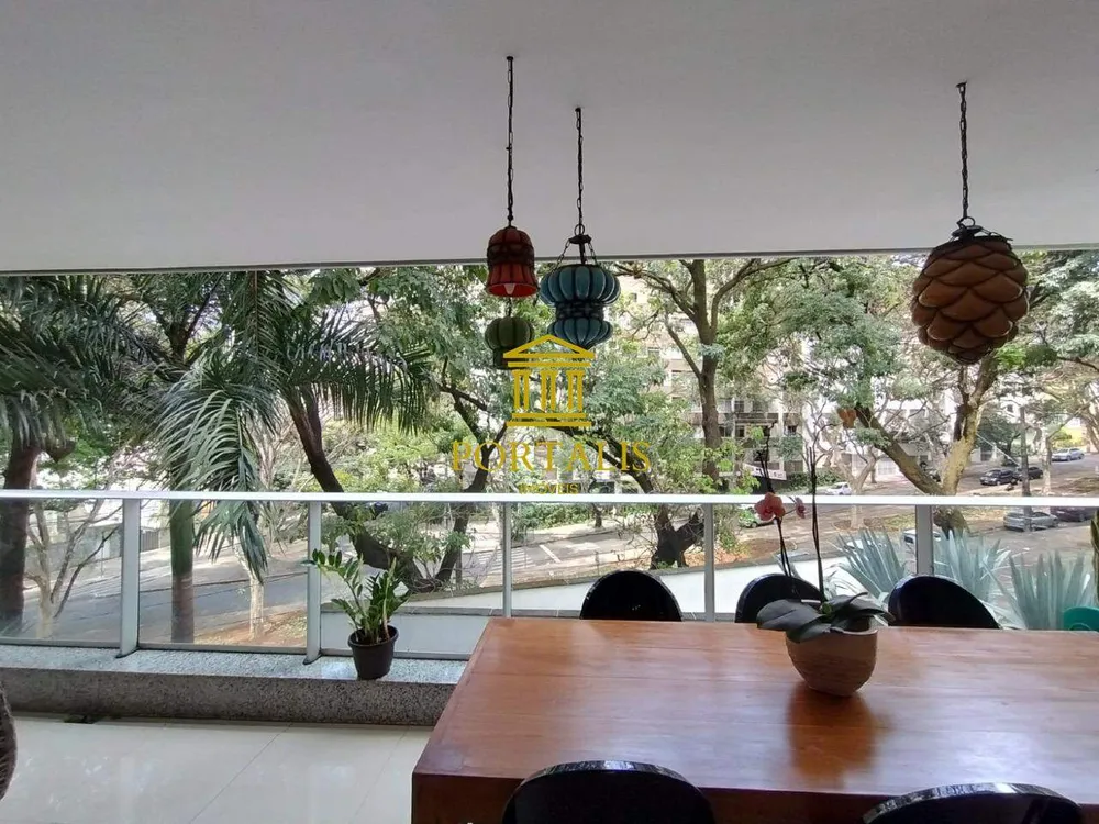 Apartamento, 4 quartos, 190 m² - Foto 1