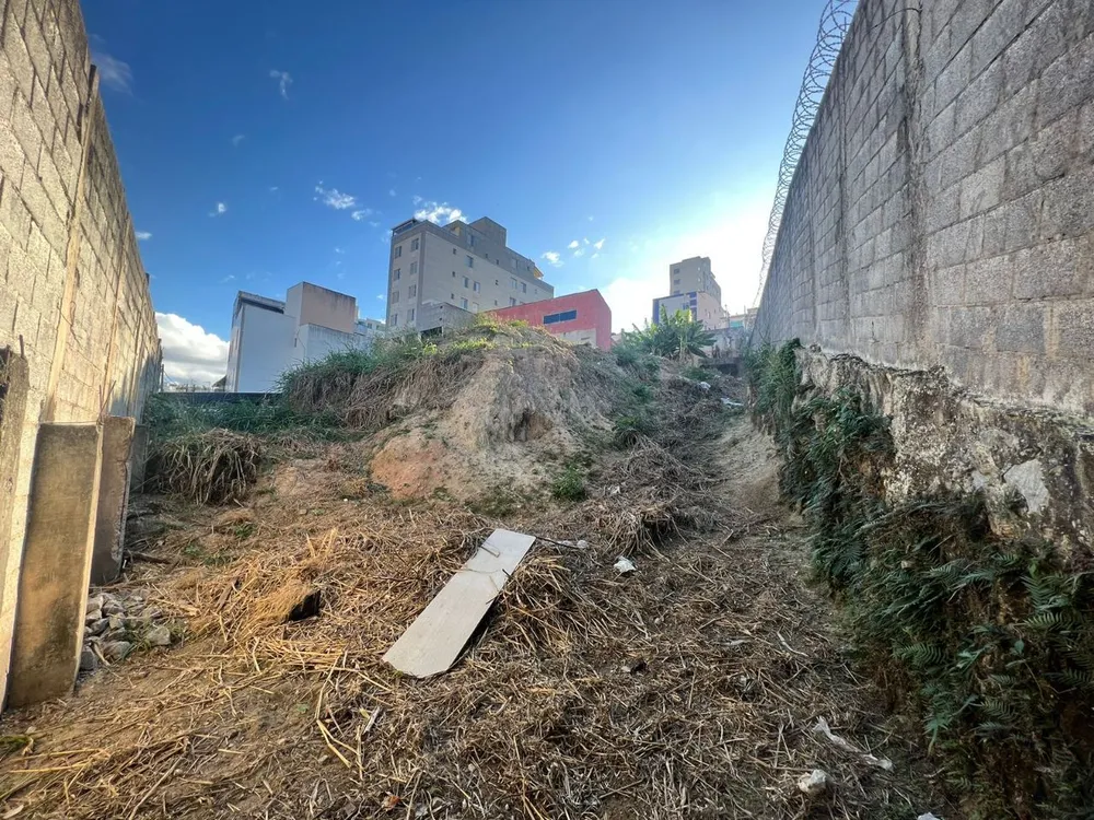 Terreno, 828 m² - Foto 2