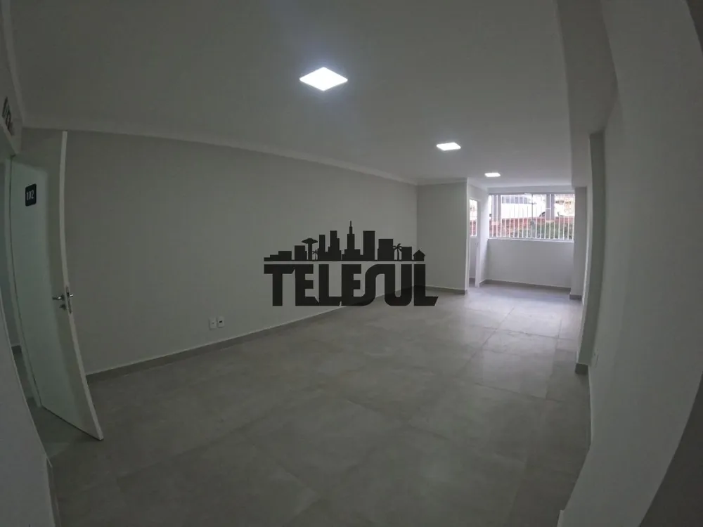 Depósito-Galpão, 32 m² - Foto 2