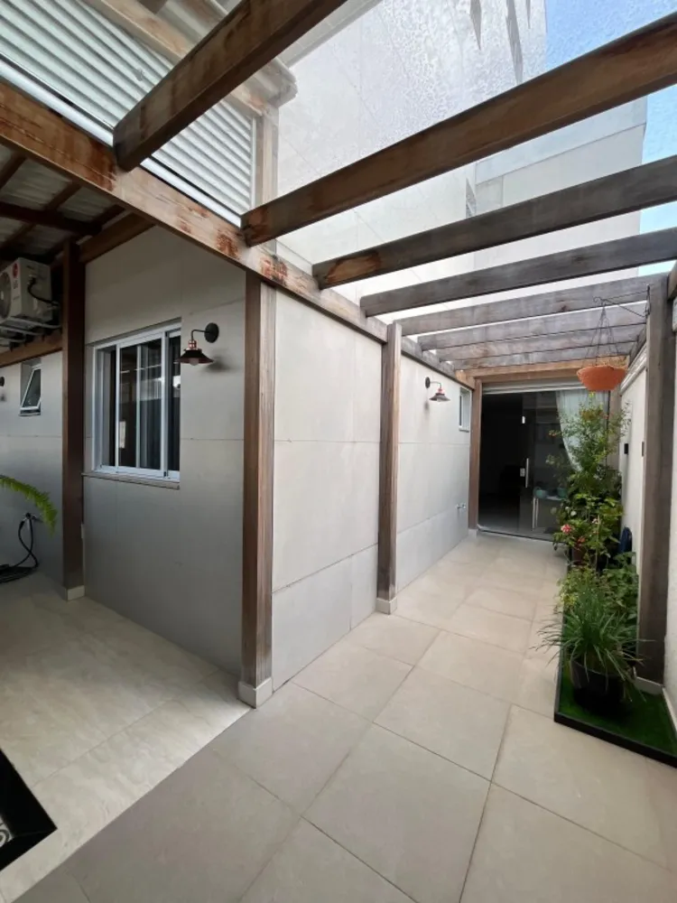 Apartamento, 3 quartos, 150 m² - Foto 1