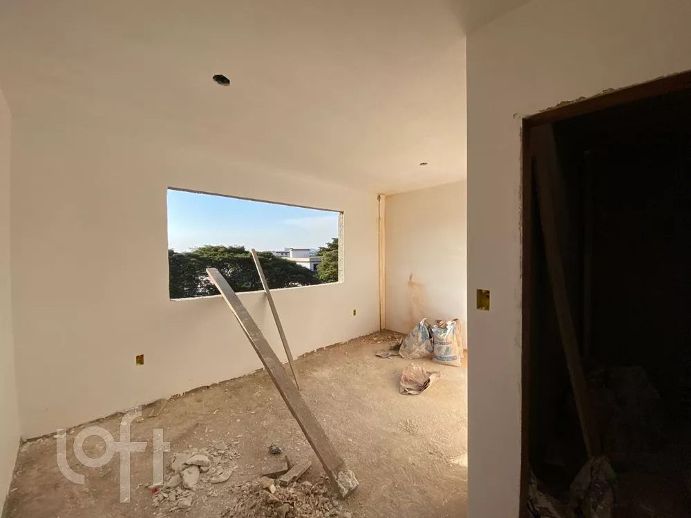 Casa à venda com 3 quartos, 160m² - Foto 3