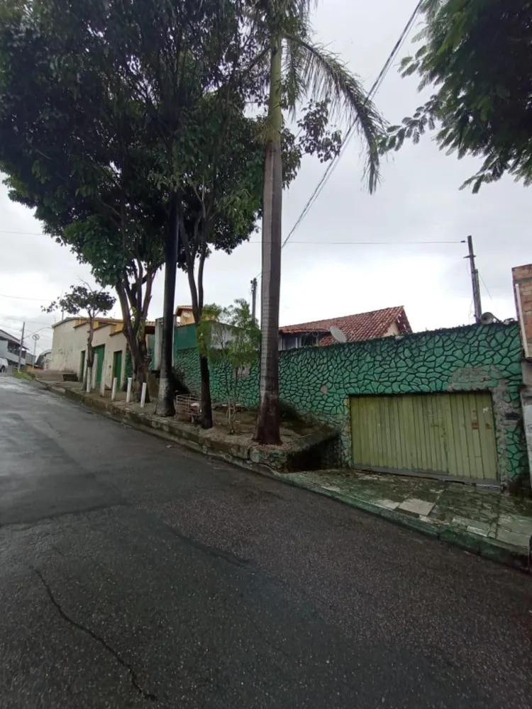 Casa, 3 quartos, 258 m² - Foto 1
