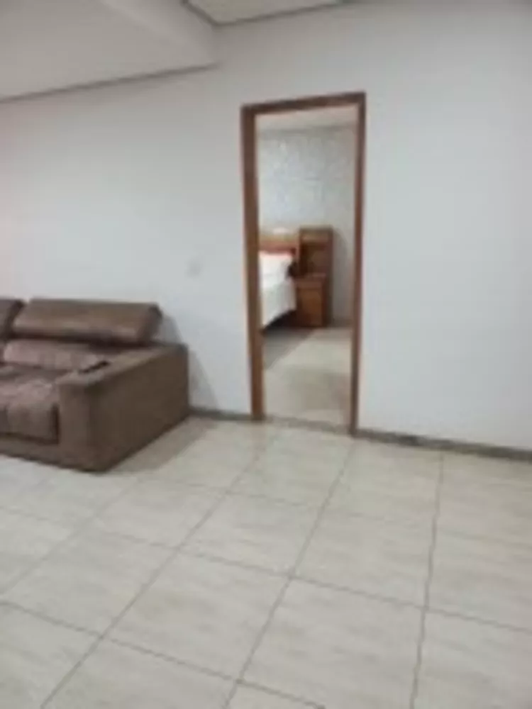 Casa à venda com 1 quarto, 150m² - Foto 11