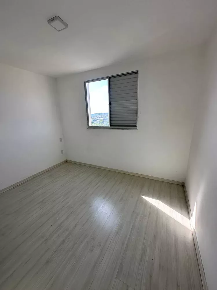 Cobertura para alugar com 3 quartos, 180m² - Foto 12