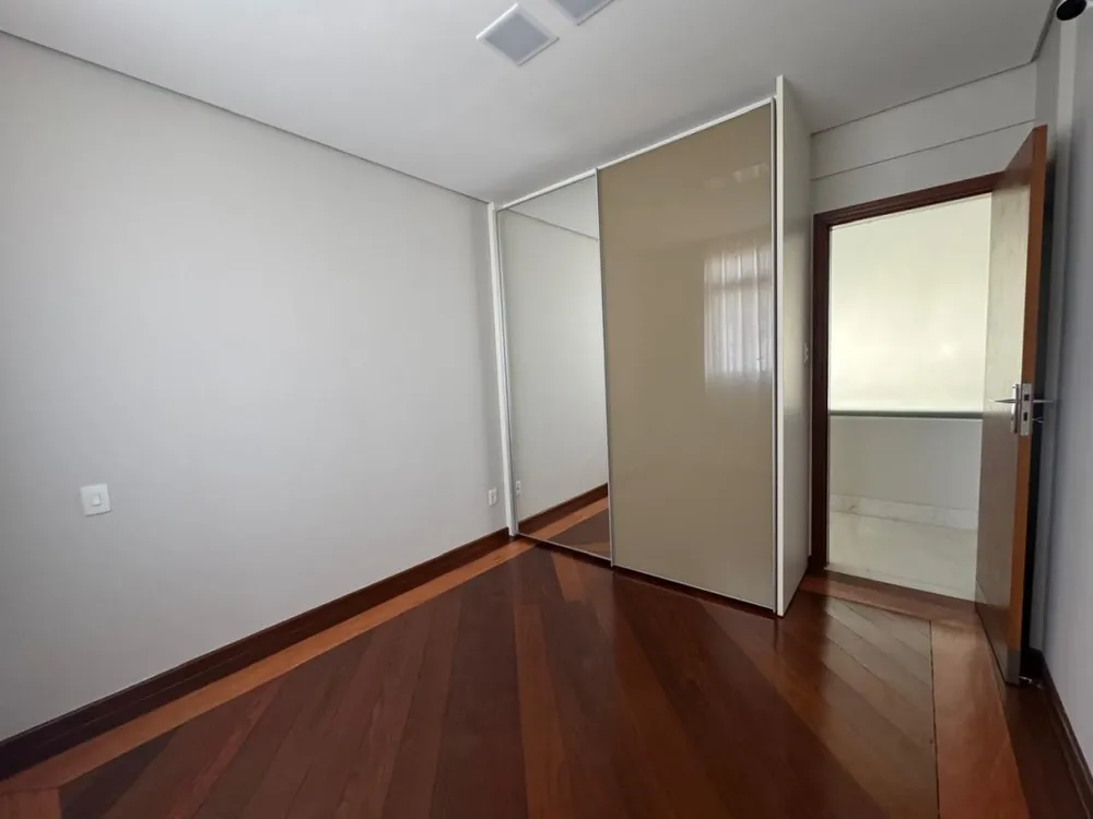 Cobertura, 3 quartos, 240 m² - Foto 9