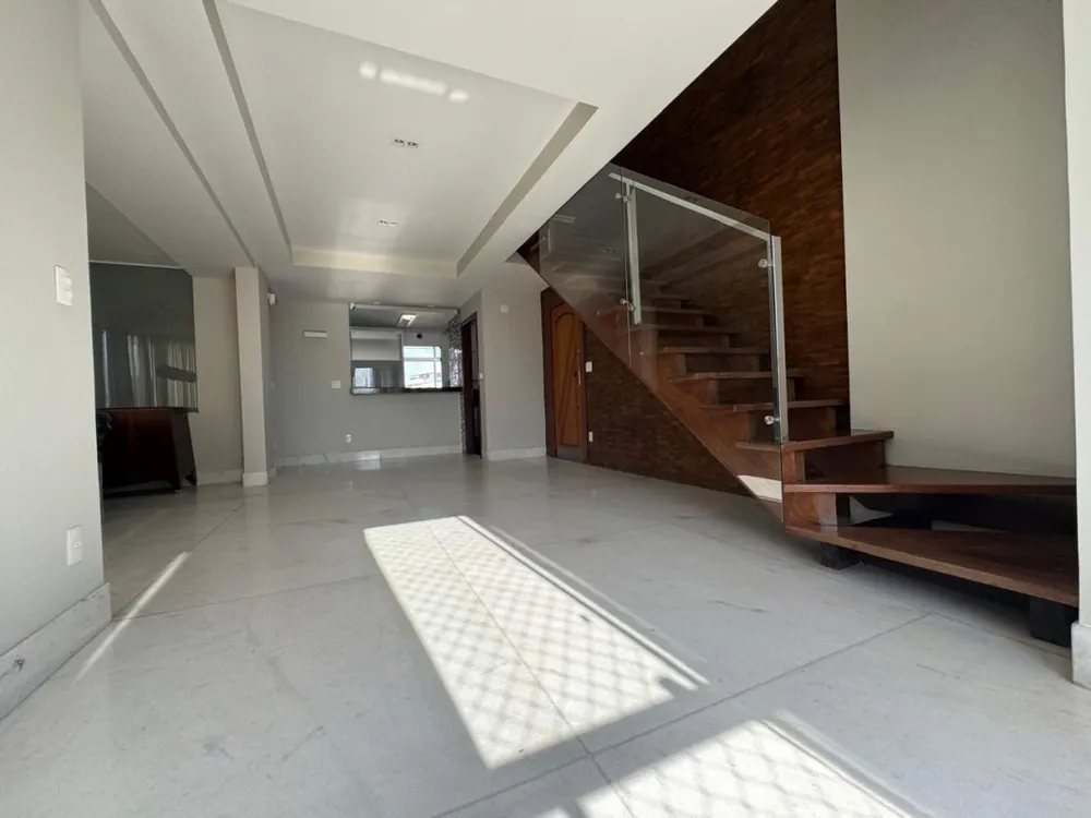 Cobertura, 3 quartos, 240 m² - Foto 14