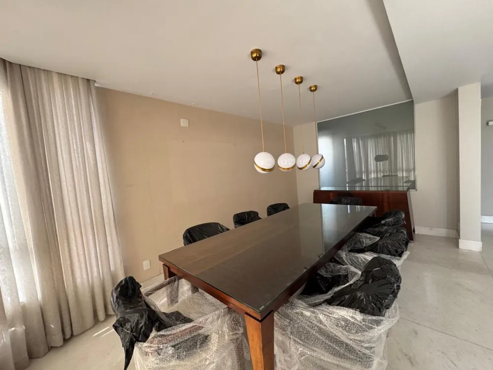 Cobertura, 3 quartos, 240 m² - Foto 2