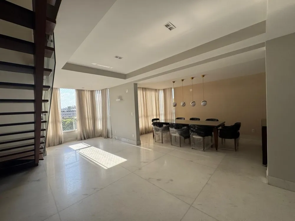 Cobertura, 3 quartos, 240 m² - Foto 1