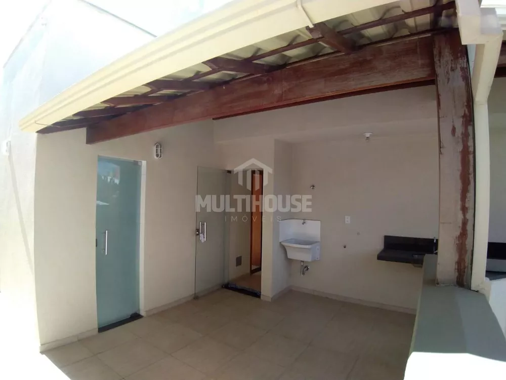 Cobertura à venda com 3 quartos, 90m² - Foto 1