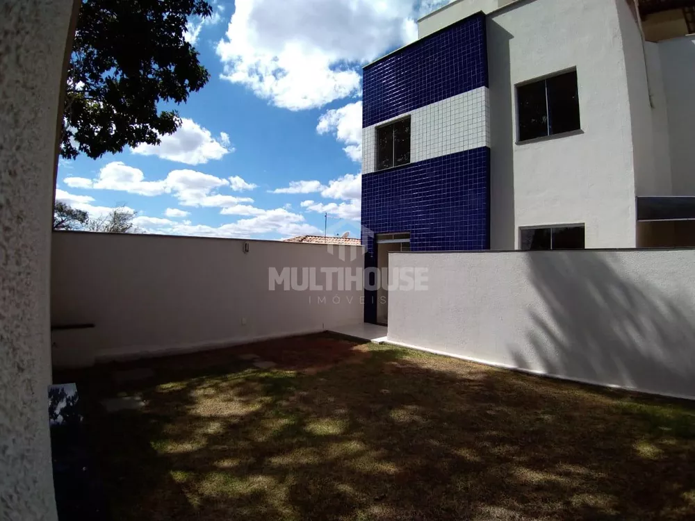 Cobertura à venda com 3 quartos, 90m² - Foto 4