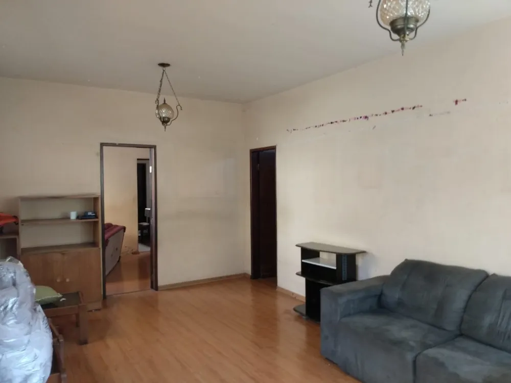 Casa, 6 quartos, 312 m² - Foto 2