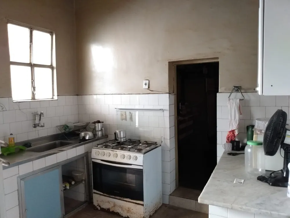 Casa, 6 quartos, 312 m² - Foto 10