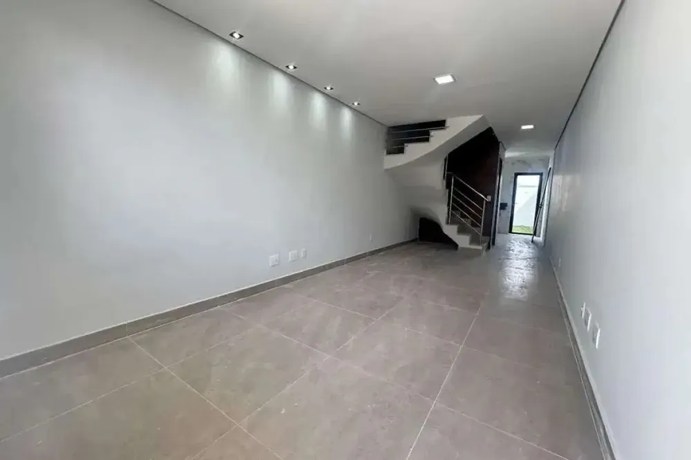 Casa, 2 quartos, 54 m² - Foto 2