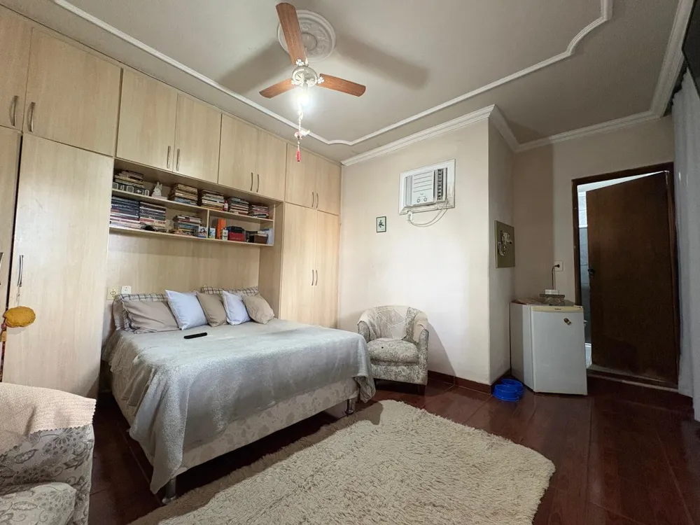 Casa, 3 quartos, 260 m² - Foto 1