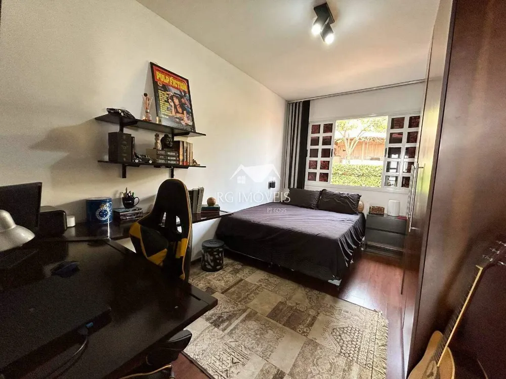 Casa, 4 quartos, 351 m² - Foto 1