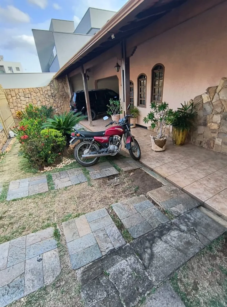Casa, 3 quartos, 360 m² - Foto 4