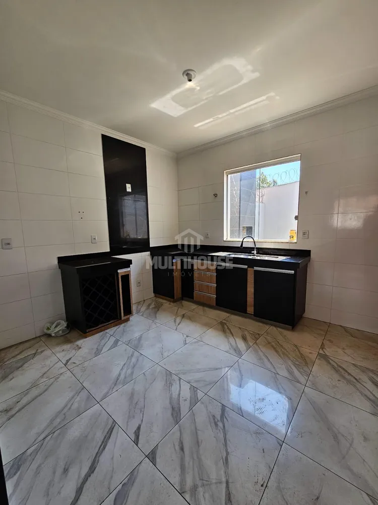 Casa, 3 quartos, 105 m² - Foto 1