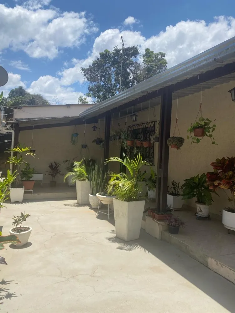 Casa, 2 quartos, 360 m² - Foto 1