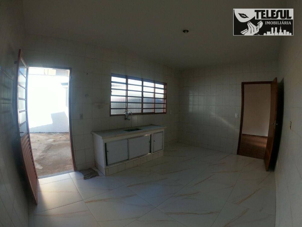 Casa à venda com 3 quartos, 224m² - Foto 9
