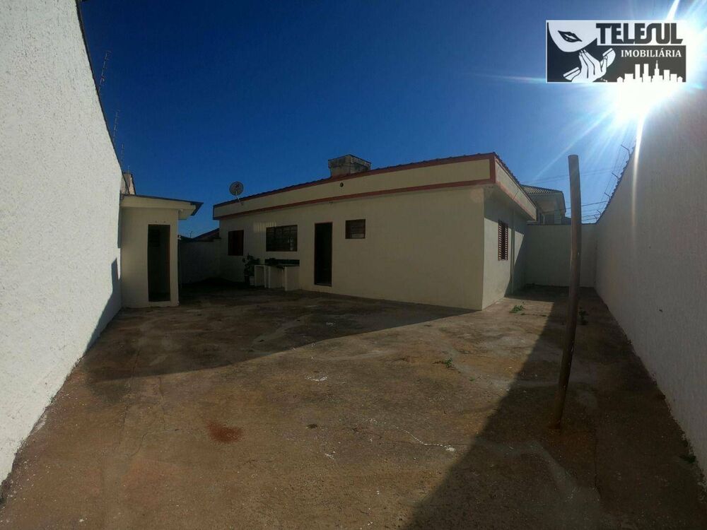 Casa à venda com 3 quartos, 224m² - Foto 10