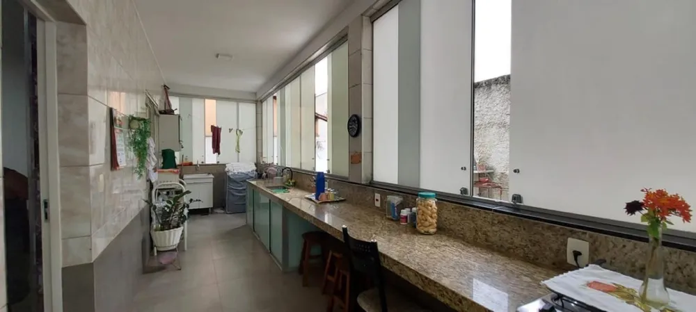 Casa, 3 quartos, 200 m² - Foto 2