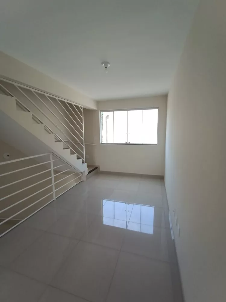 Cobertura à venda com 3 quartos, 90m² - Foto 1