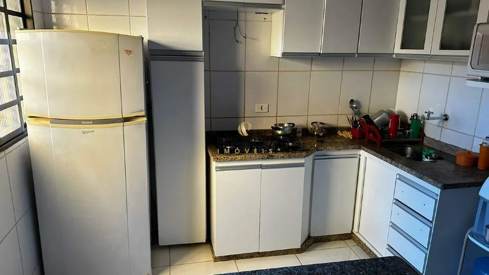 Casa, 4 quartos, 163 m² - Foto 4