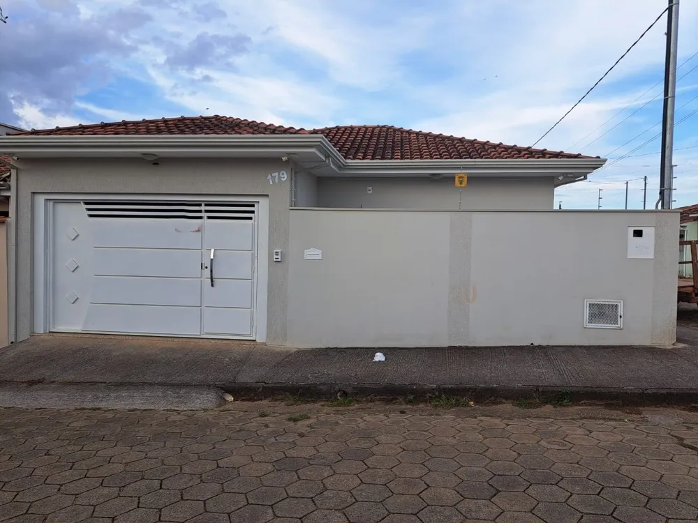 Casa, 3 quartos - Foto 1