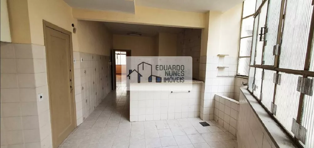 Apartamento à venda com 3 quartos, 115m² - Foto 16