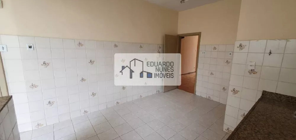 Apartamento à venda com 3 quartos, 115m² - Foto 11