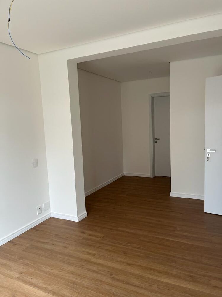 Apartamento à venda com 4 quartos, 134m² - Foto 5