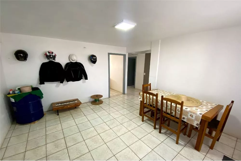 Casa à venda com 5 quartos, 240m² - Foto 16