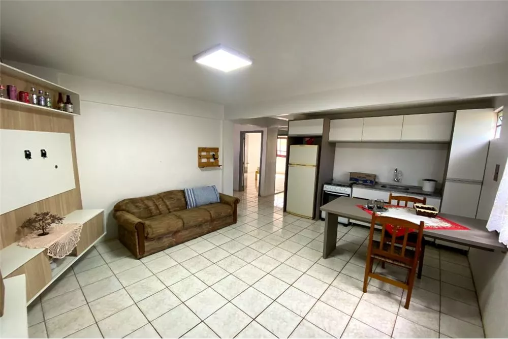 Casa à venda com 5 quartos, 240m² - Foto 13