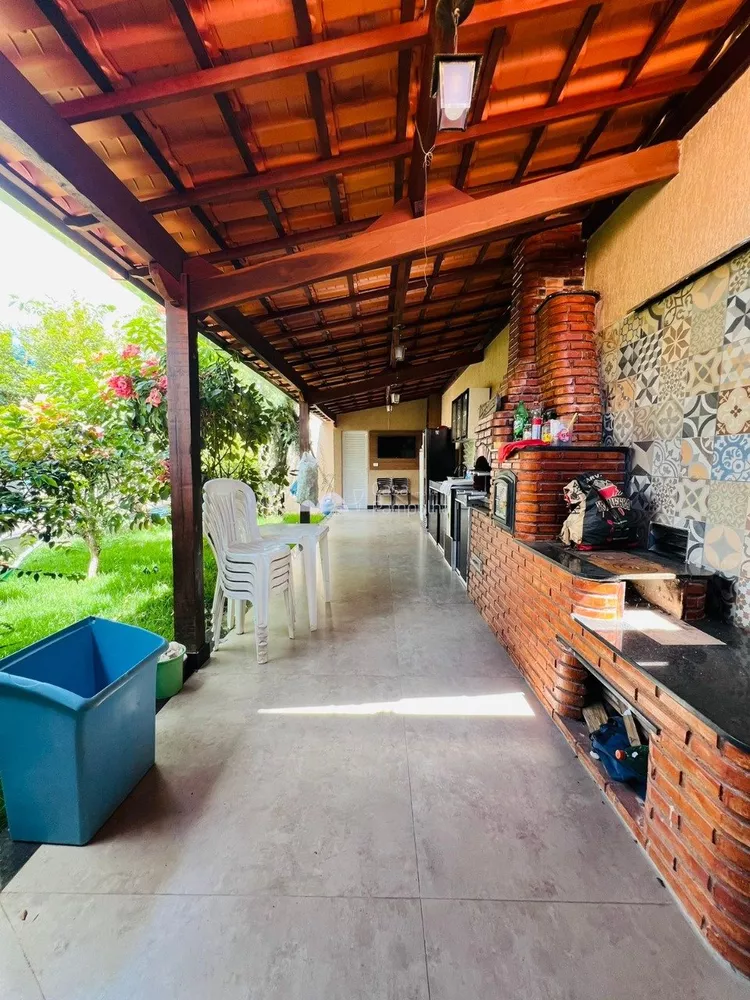 Casa à venda com 3 quartos, 360m² - Foto 7