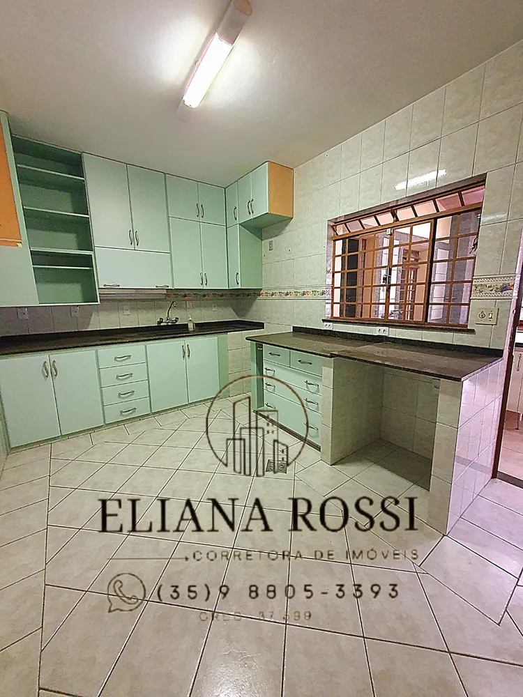 Casa, 3 quartos, 257 m² - Foto 2