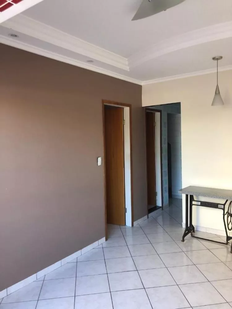 Apartamento à venda com 1 quarto, 38m² - Foto 8