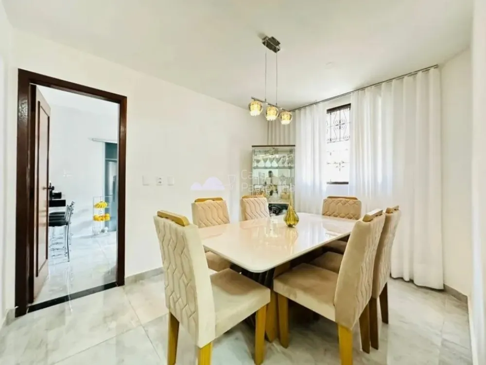 Casa, 3 quartos, 180 m² - Foto 1